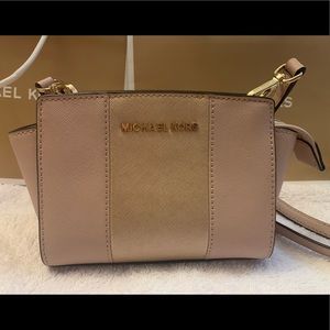 MIchael Kors mini selma